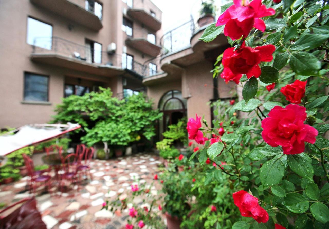 Hotel Sympatia Tbilisi Exterior foto
